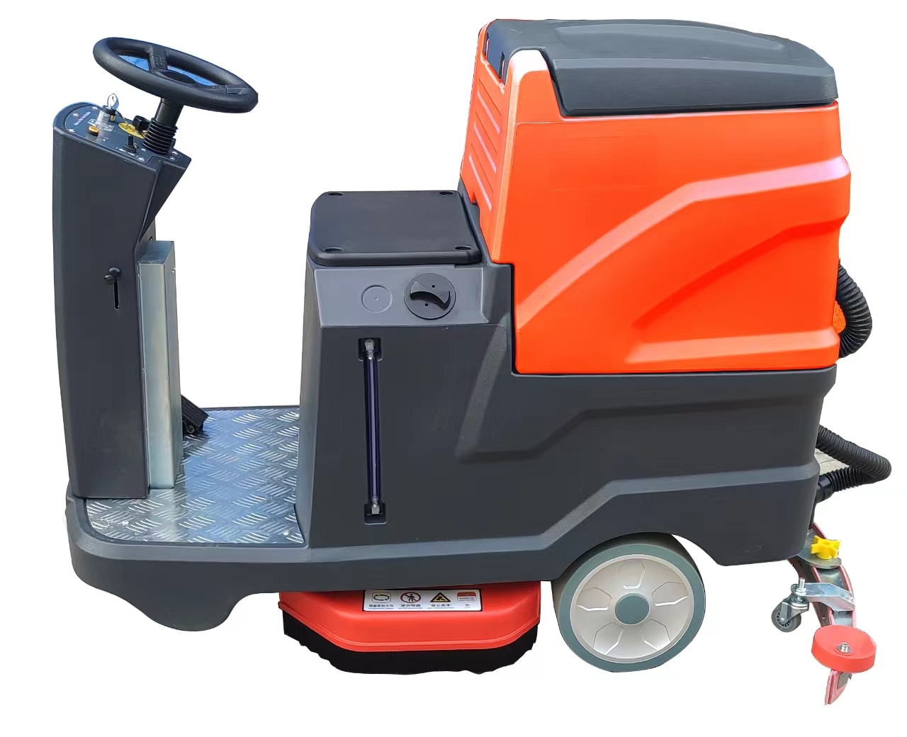 扬州市雨辰柯林驾驶式洗地机X66 双刷清洗吸干拖地机